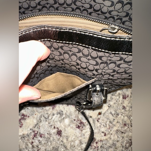 Coach Purse Shoulder Bag - Picture 15 of 16